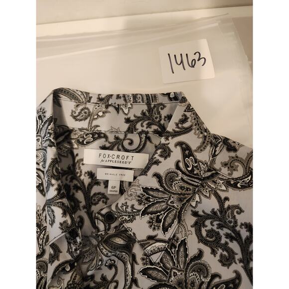 FOXCROFT Gray White Paisley Floral Wrinkle Free Cotton Active Retro Top SZ 6P - Picture 9 of 9